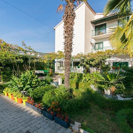 Apartments Branko Vodice Exterior foto