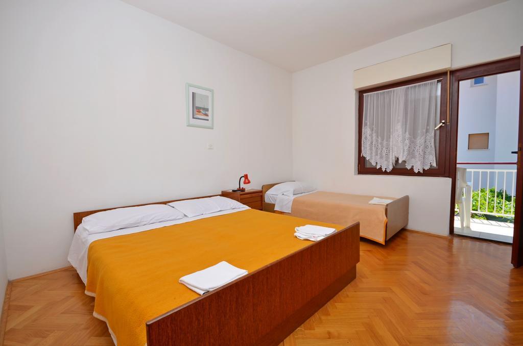 Apartments Branko Vodice Exterior foto