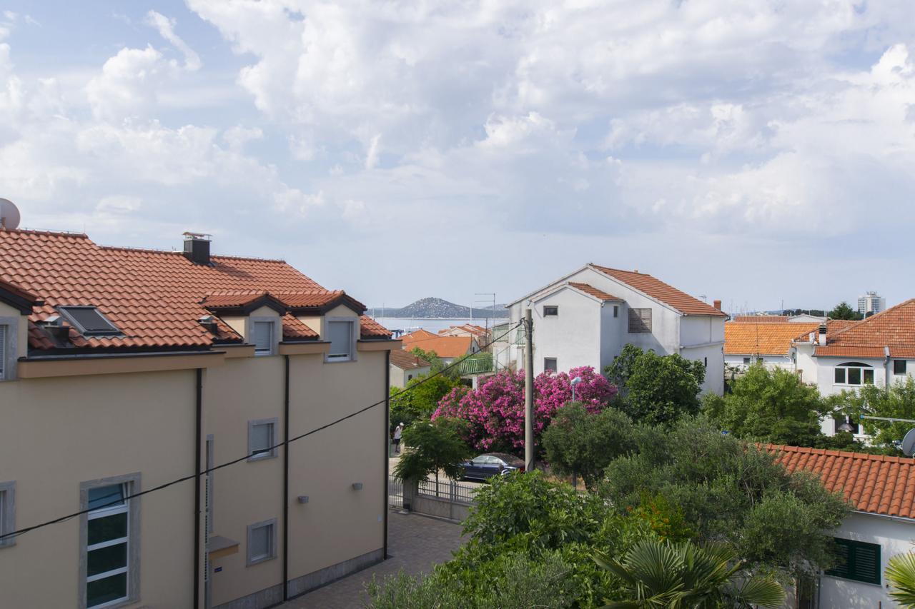 Apartments Branko Vodice Exterior foto