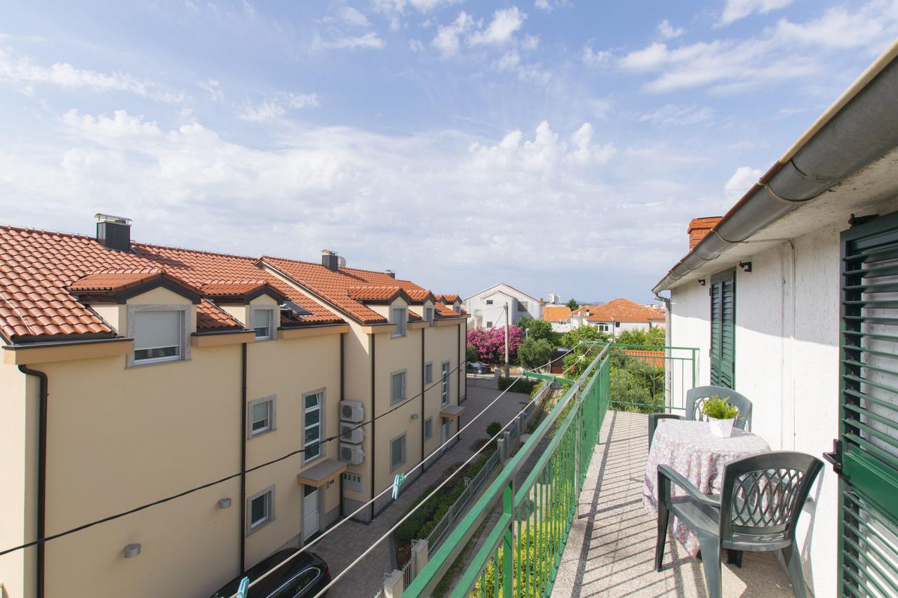 Apartments Branko Vodice Exterior foto