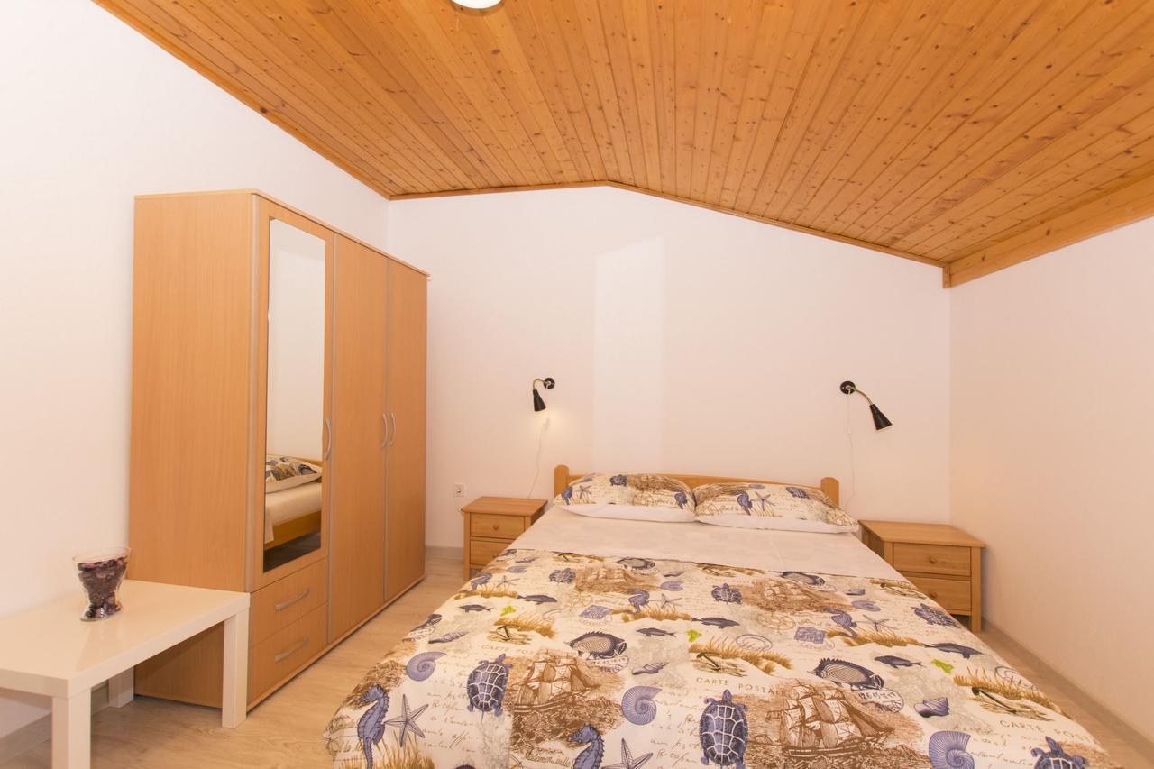 Apartments Branko Vodice Exterior foto