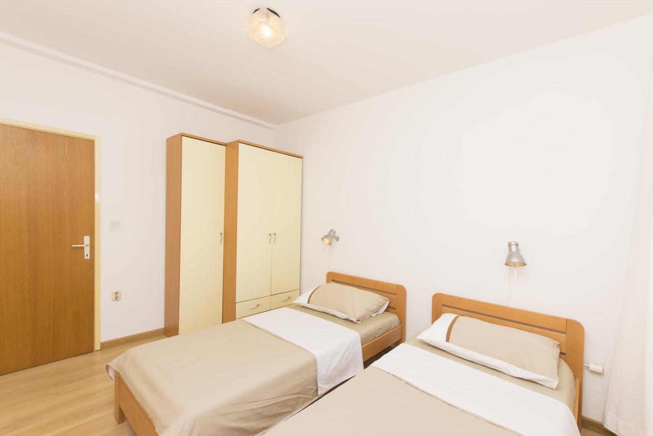 Apartments Branko Vodice Exterior foto