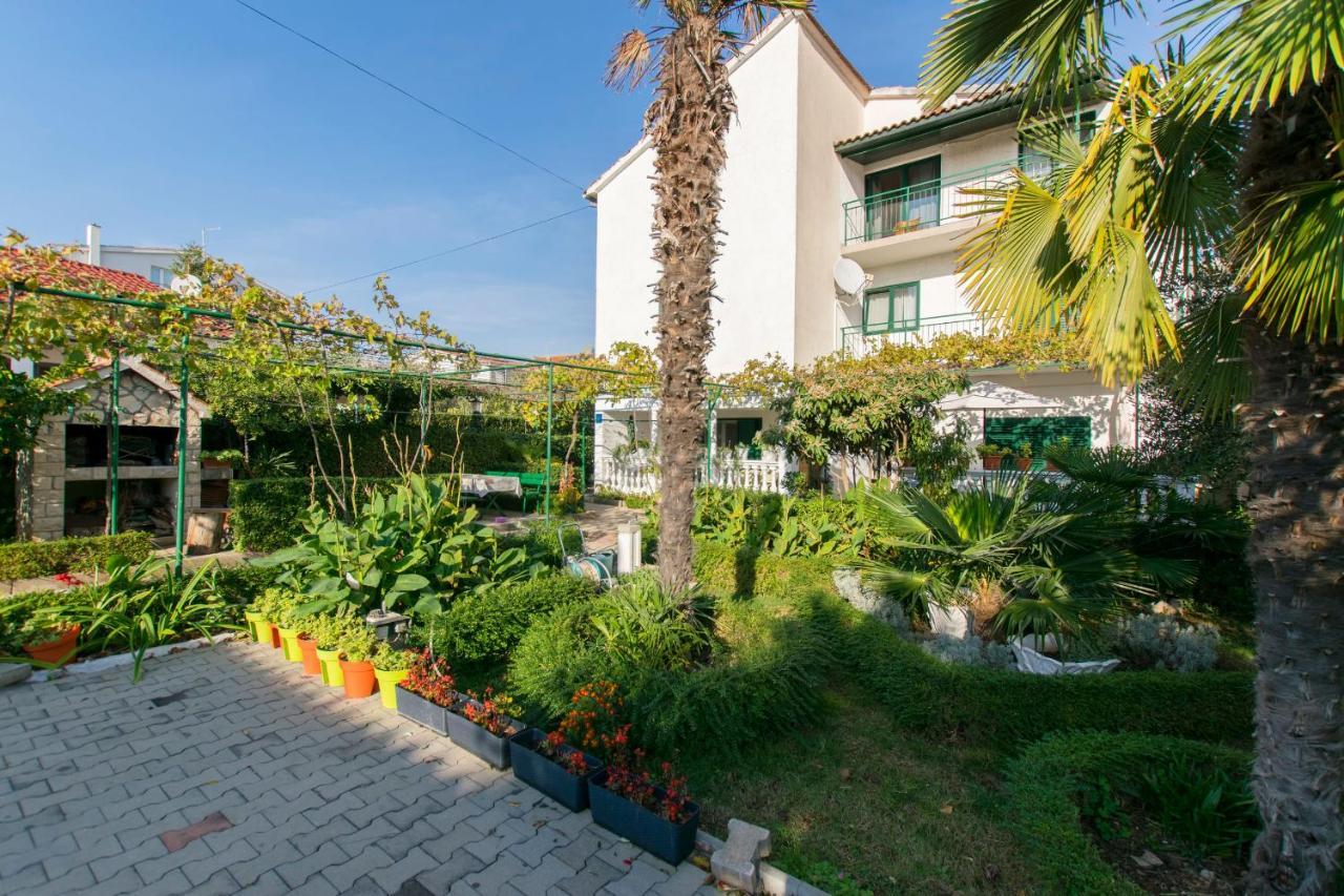 Apartments Branko Vodice Exterior foto