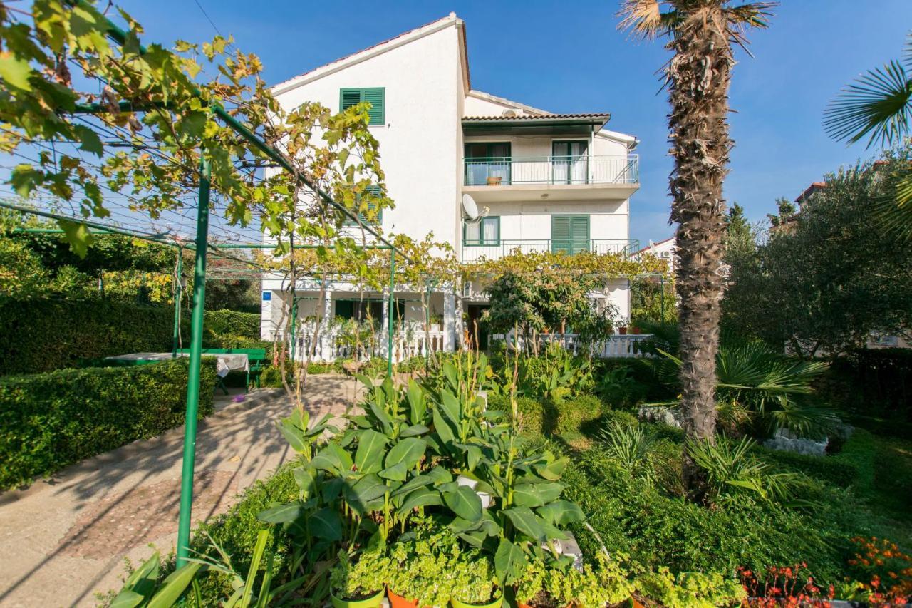 Apartments Branko Vodice Exterior foto